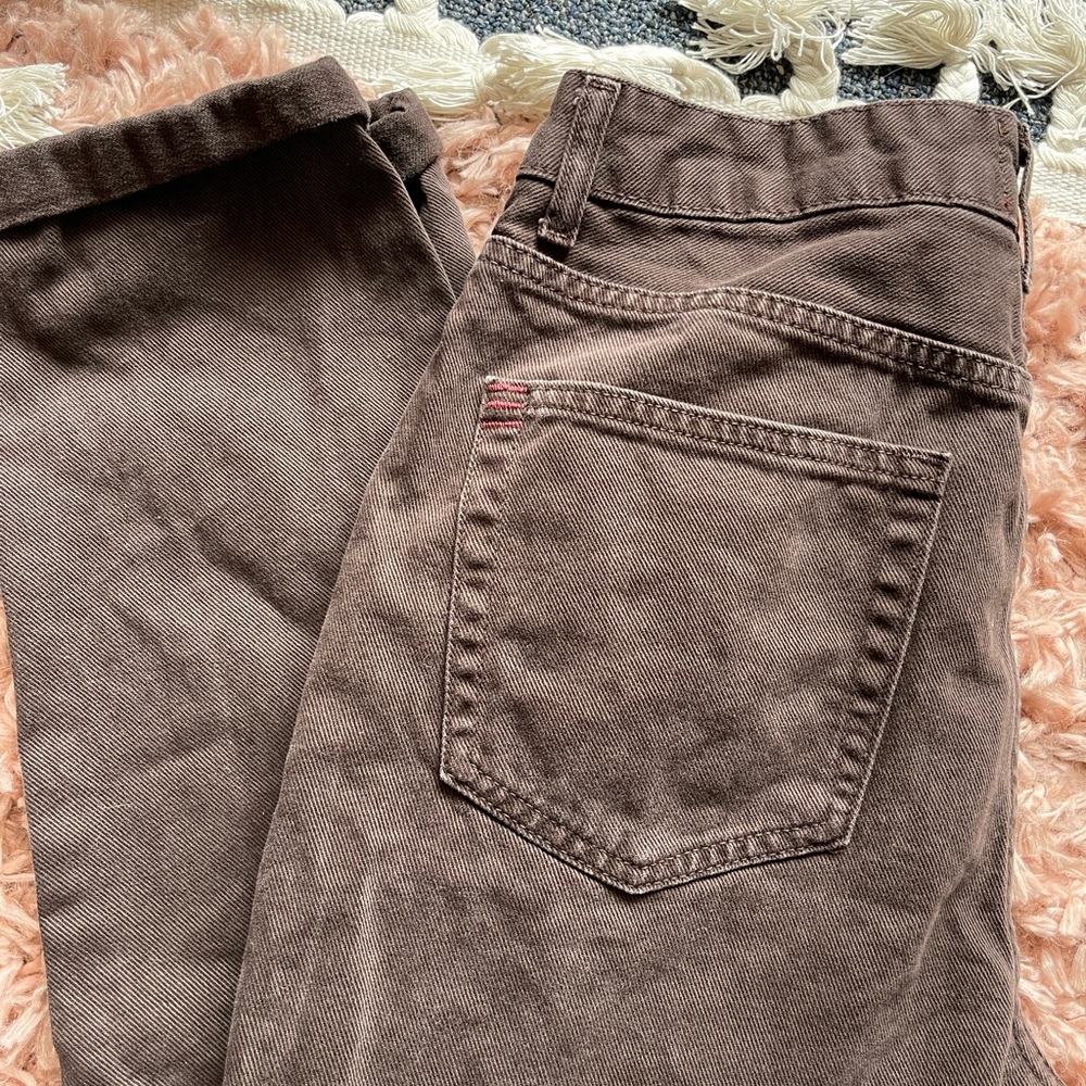 Urban Outfitters Brown High Waisted Mom Jeans!